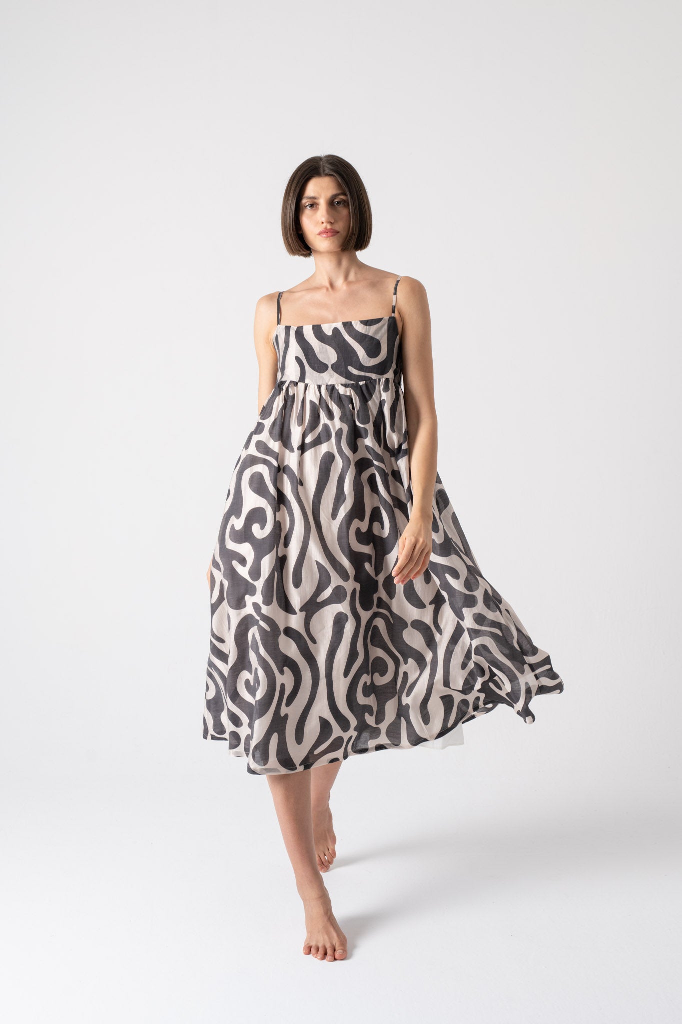 Onda Midi Dress in Savannah Print Luxmii