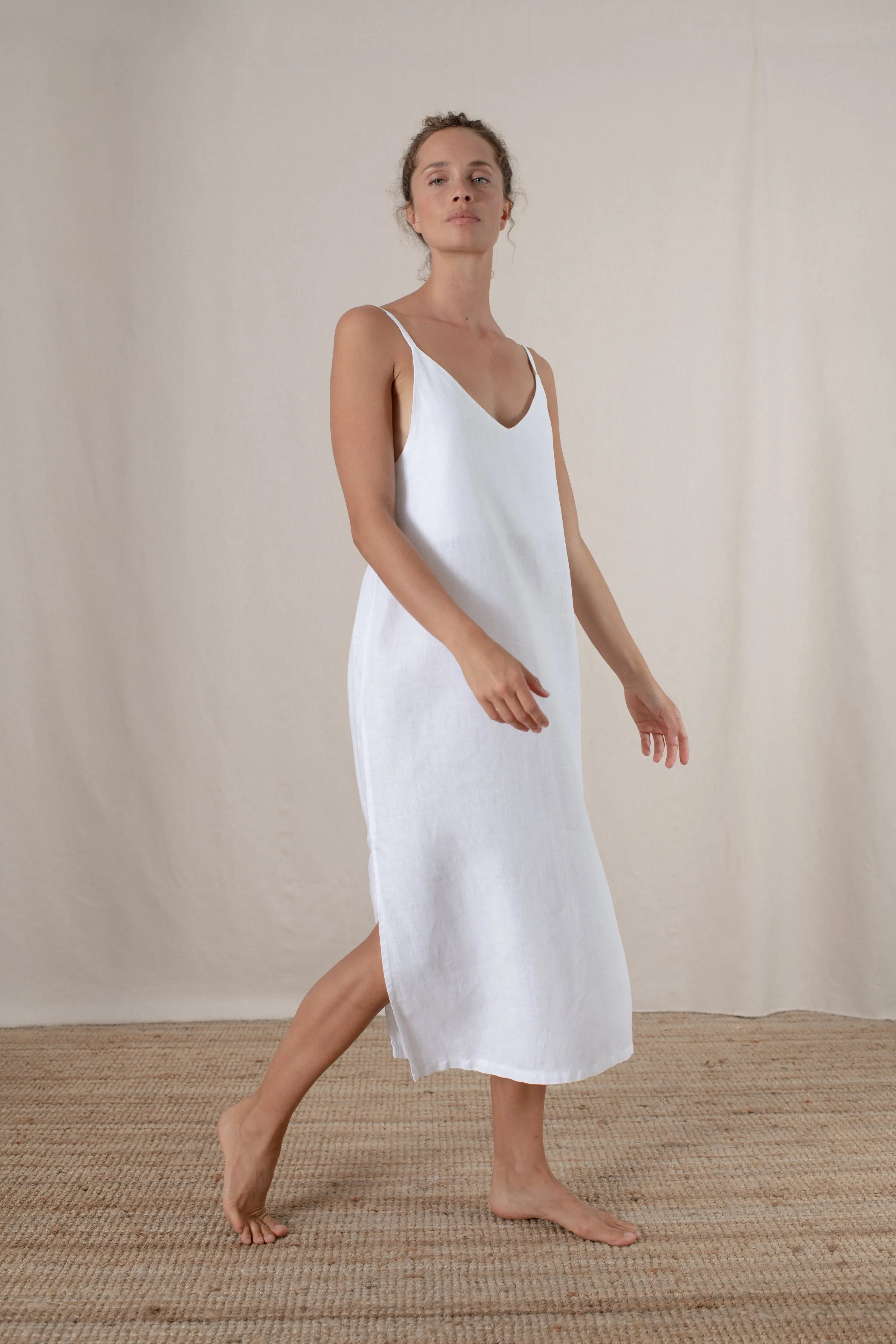 Basique Linen Slip Dress White Luxmii