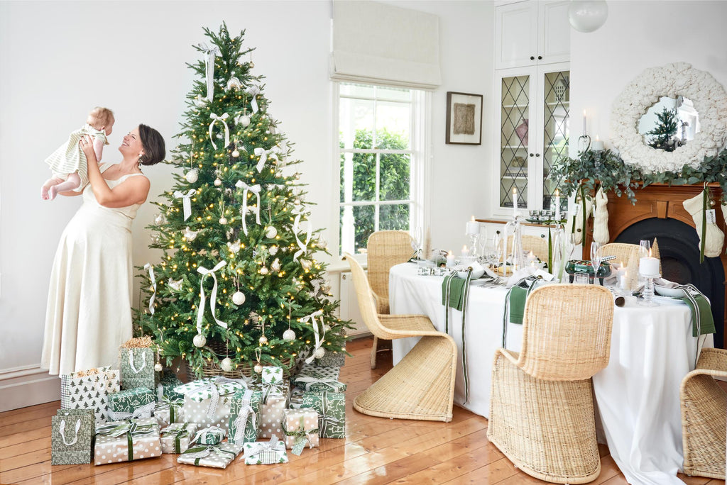 Survival Guide: How To Host An Unforgettable Holiday Party Luxmii