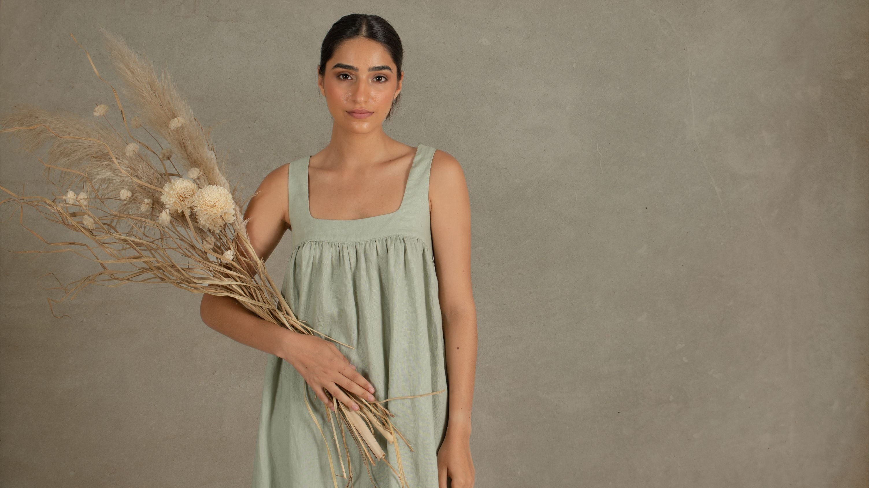 What colours go with sage green clothing? Luxmii