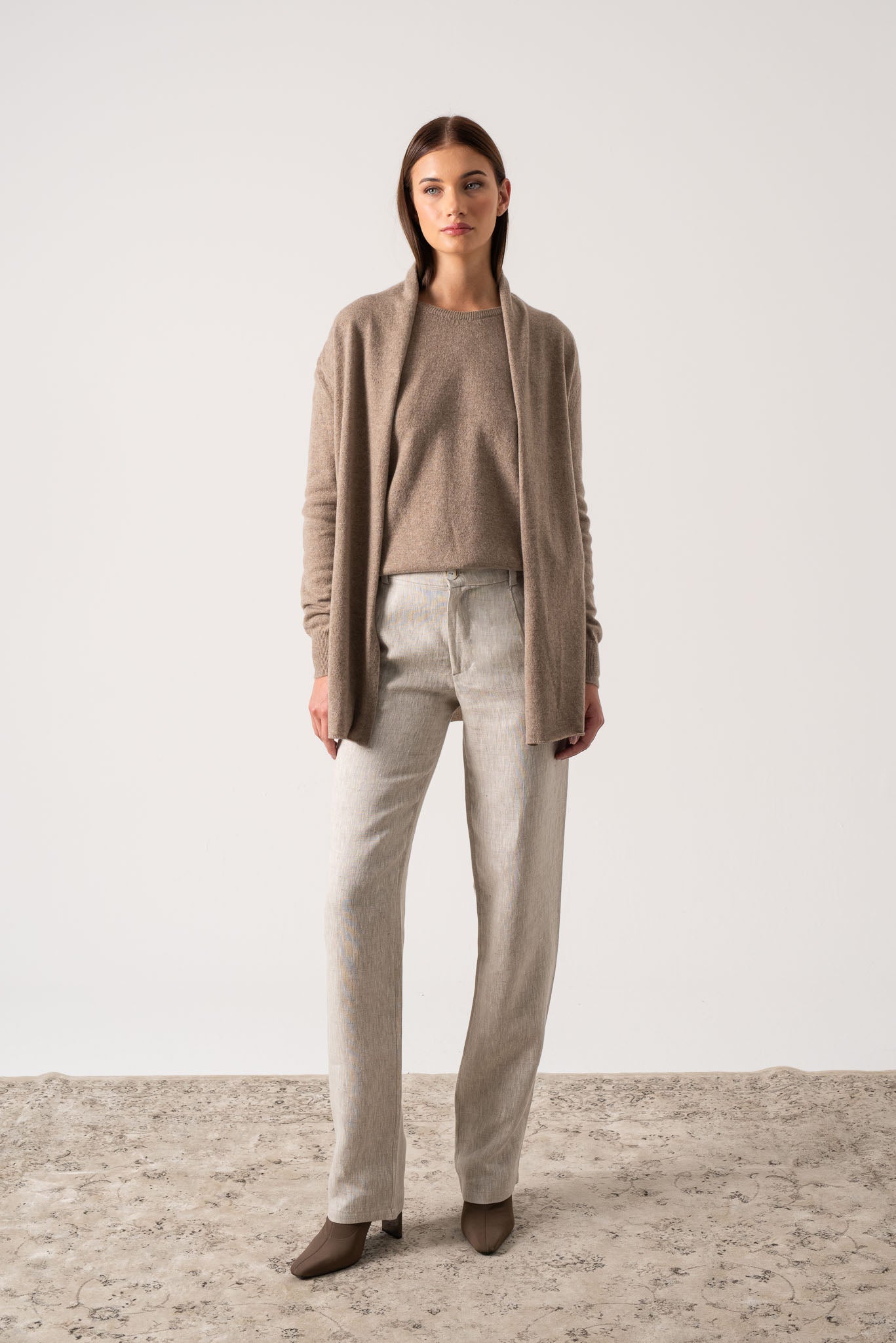 Aurea Cashmere Cardigan Taupe Luxmii