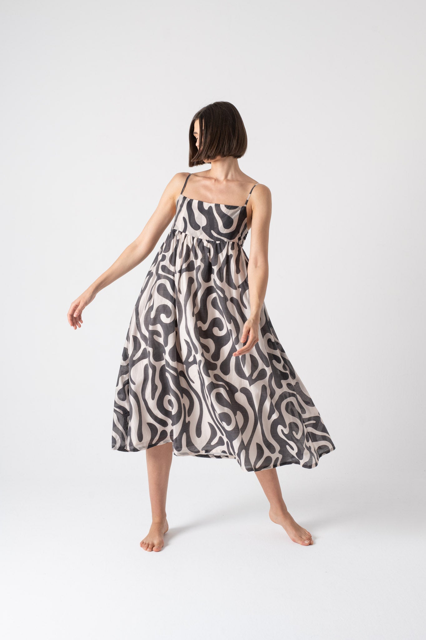 Onda Midi Dress in Savannah Print Luxmii