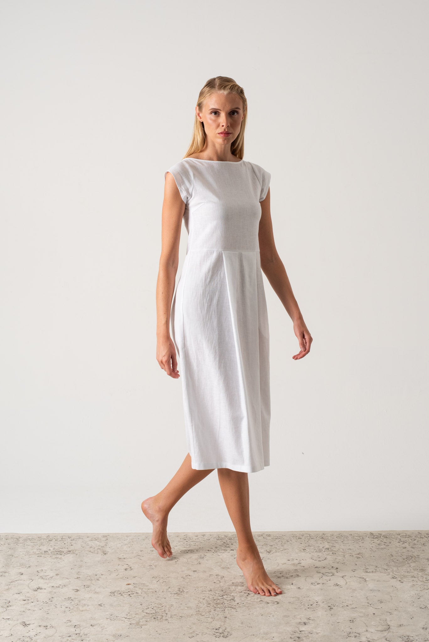 Viana Dress White Luxmii