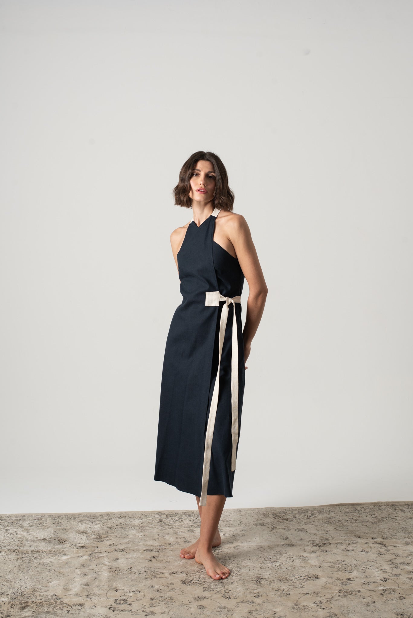 Zulu Linen Wrap Dress in Navy Luxmii