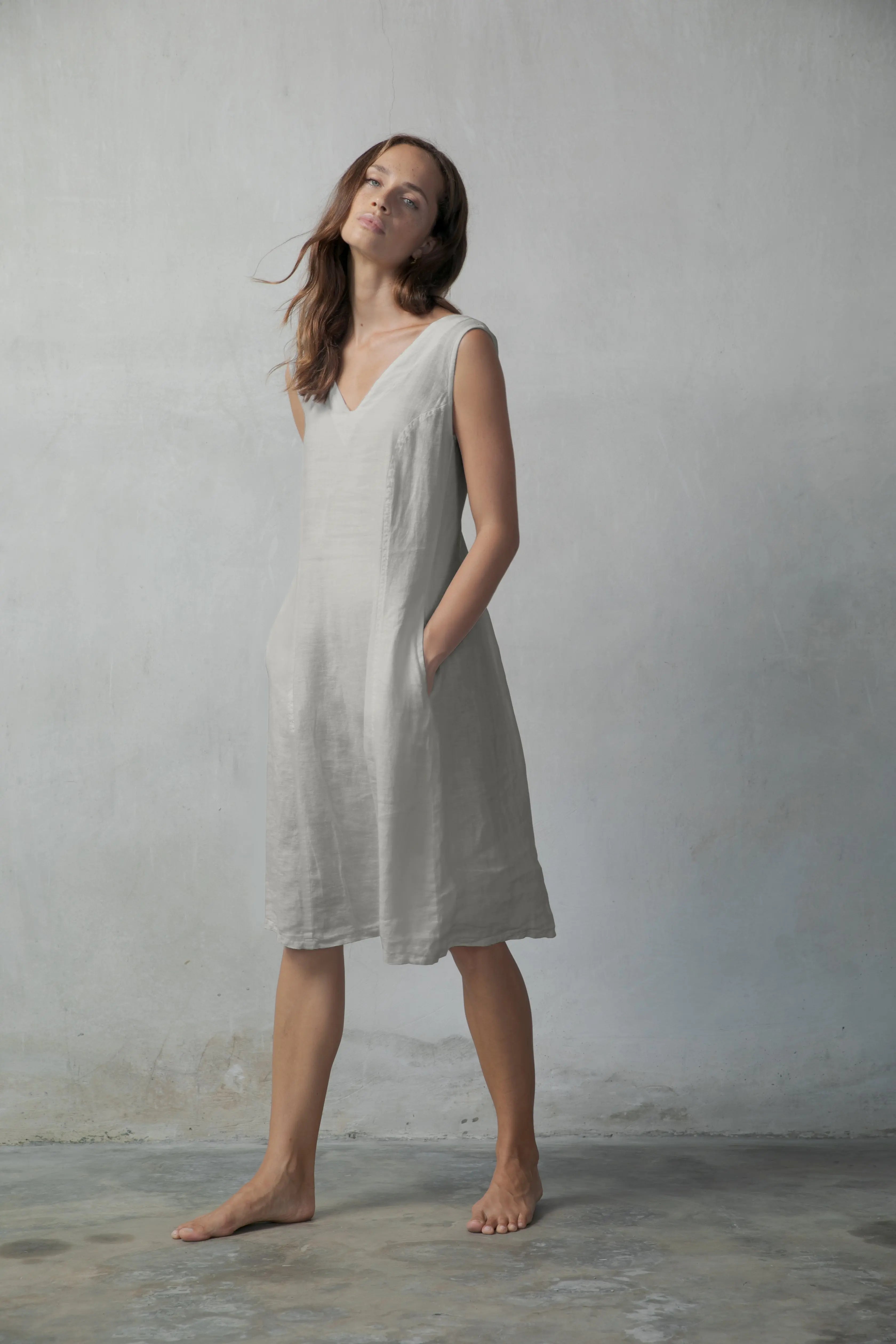 Ladies white hotsell linen dresses