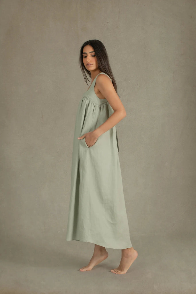 Rêve Linen Maxi Dress Sage Green Luxmii