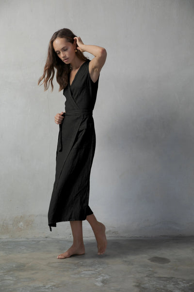 The-Safari-Linen-Wrap-Dress-