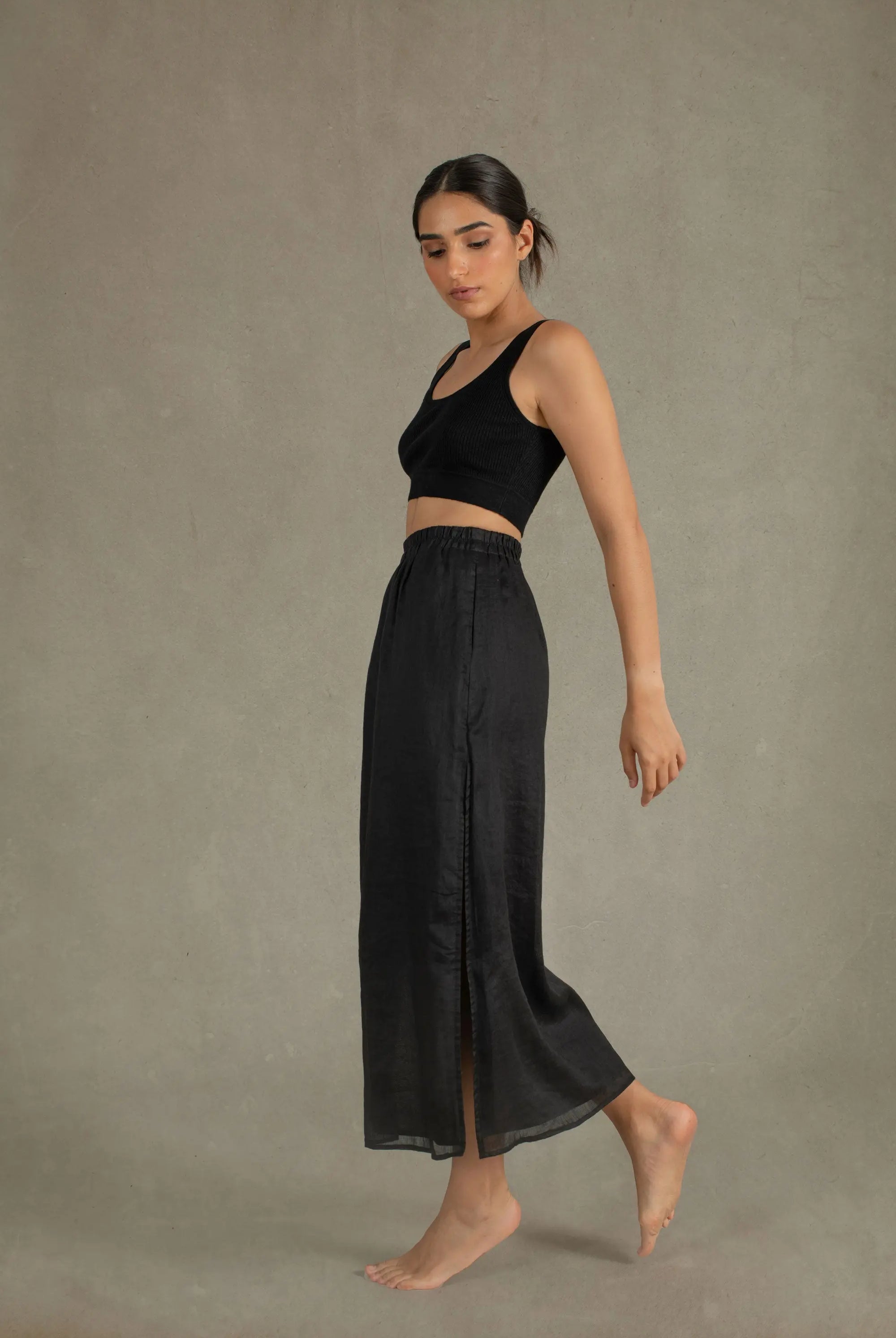 Trésor Ramie Linen Midi Skirt Black Luxmii